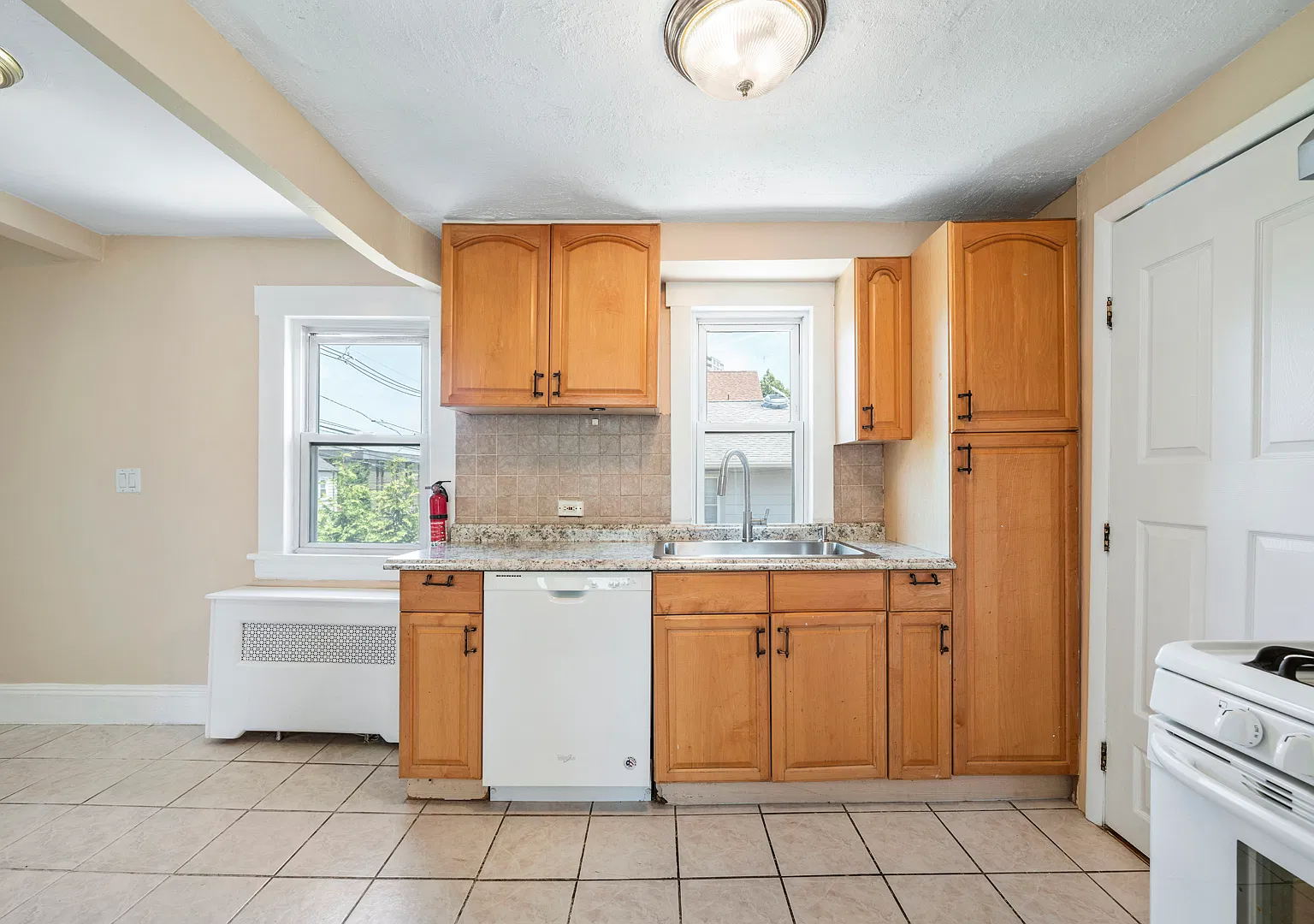 2 bed, 1668 sqft, $2,600 — Photo 3