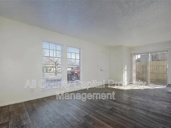 1915 Hearthstone Dr #1, Austin, TX 78757