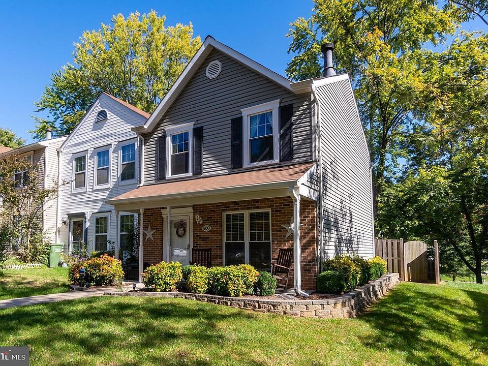1st image of 600 Cabin Ct