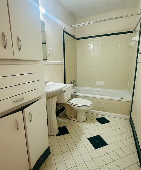 3717 Freemile Ave — Photo 7