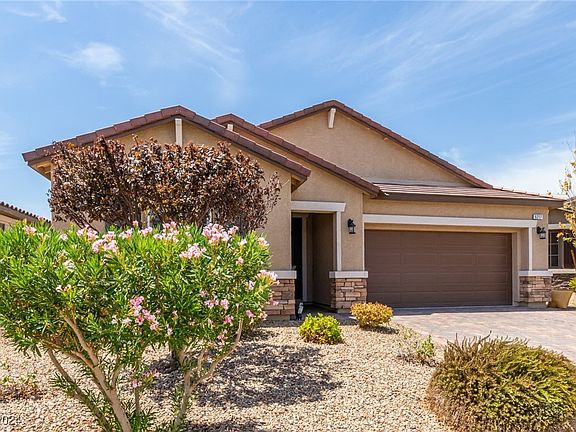 3rd image of 6217 Cassowary St