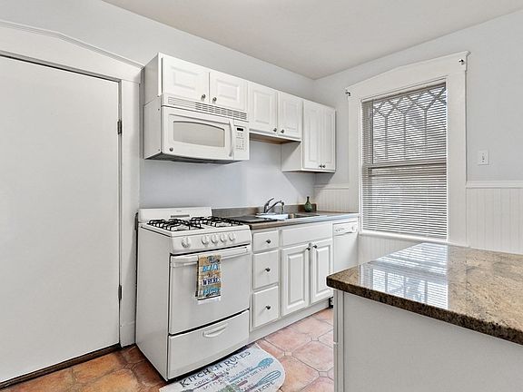 4th image of 3 Grosvenor Park Floor 2