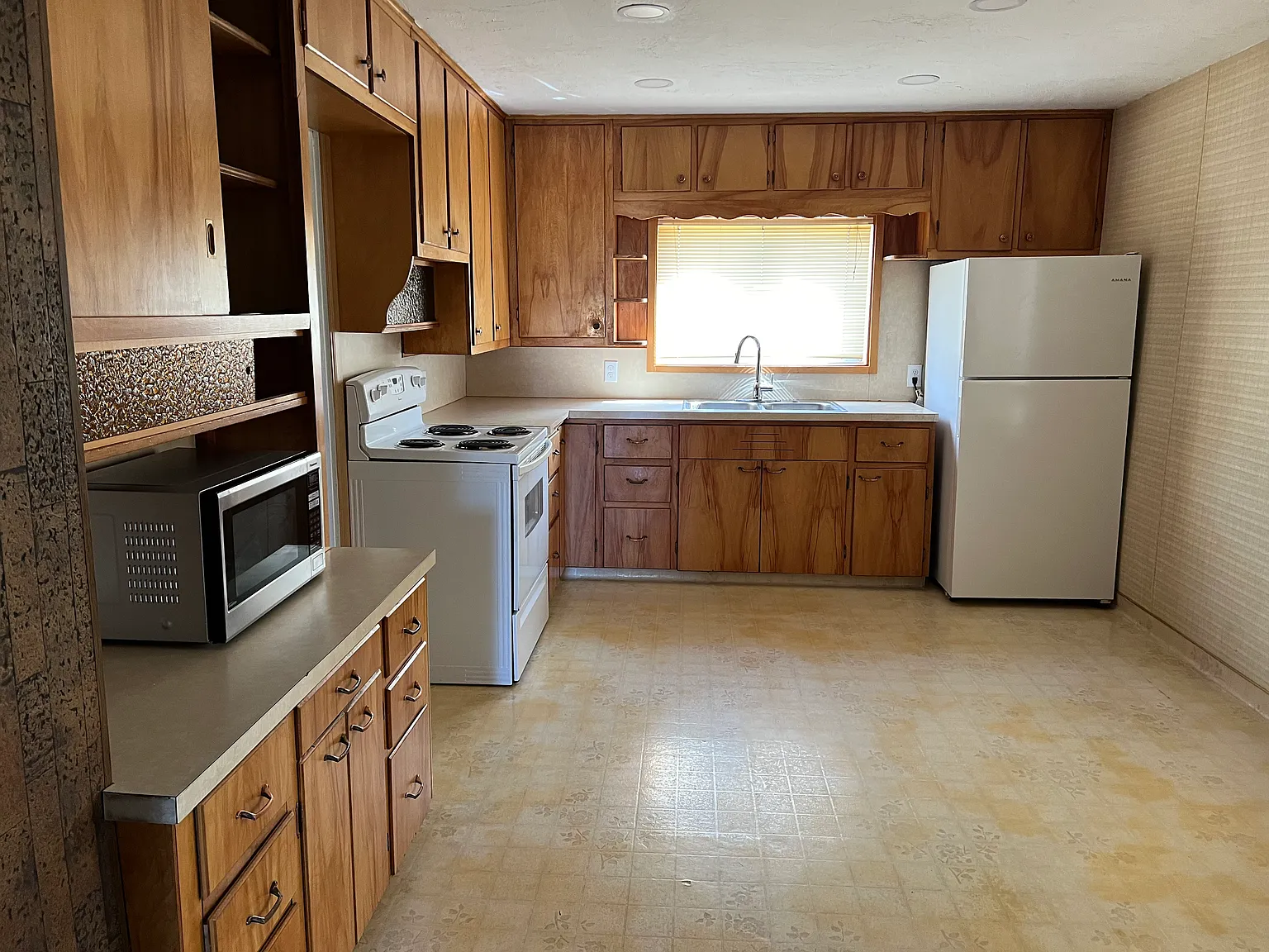 2 bed, 1444 sqft, $1,400 — Photo 4