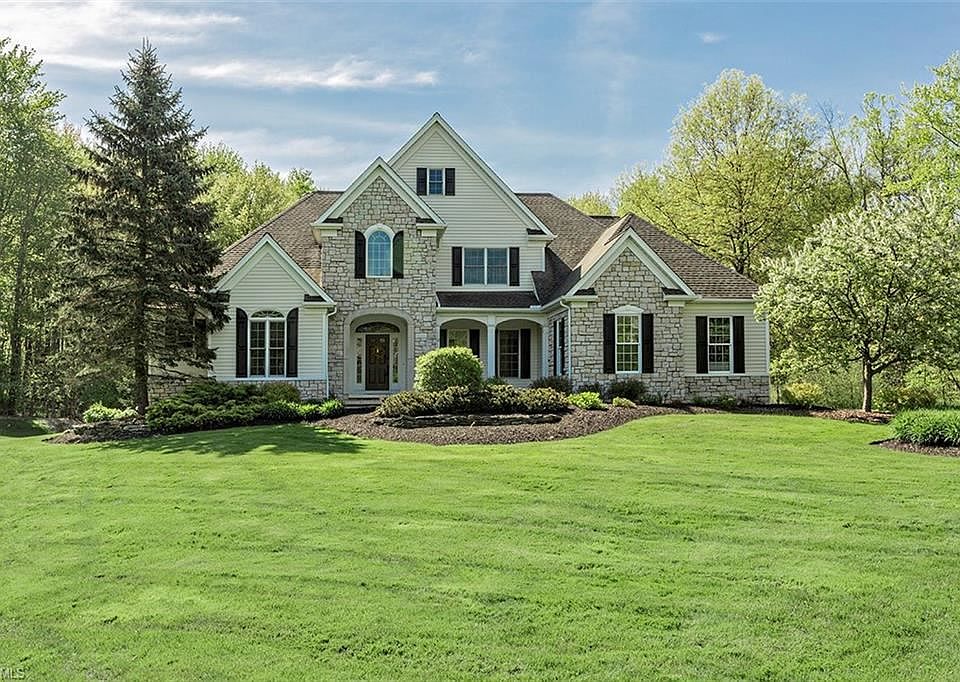 1st image of 8185 Carrington Pl