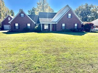 1999 Edgewood Blvd, Hernando, MS 38632