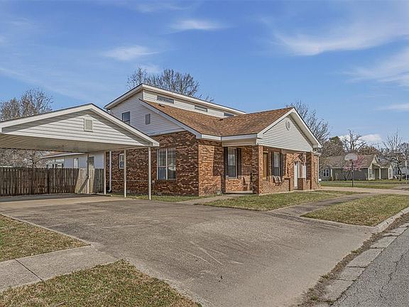 3rd image of 802 Beckwith Ave