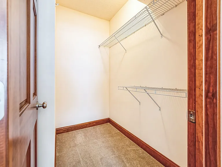Highland Park Apartment Homes — Photo 39