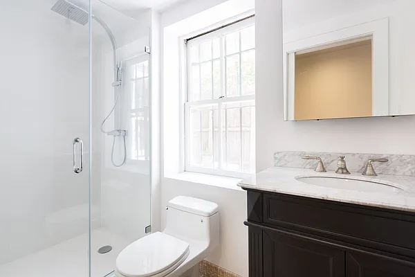 Rented by Compass | media 14