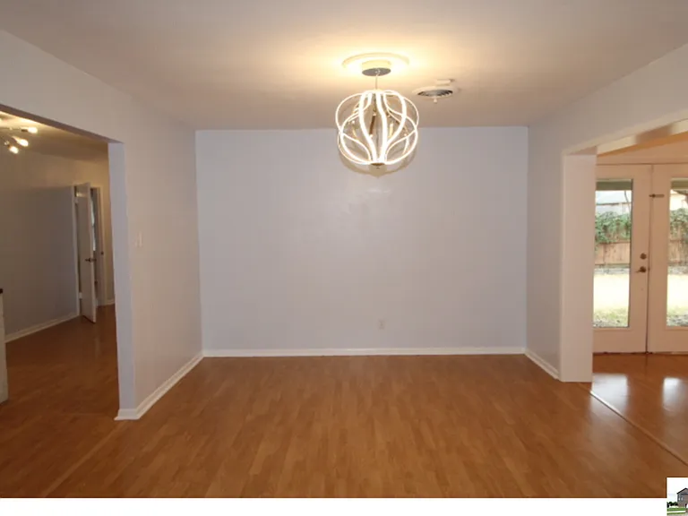 204 Oak St — Photo 14