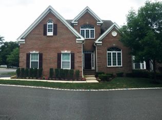 1 Seaman Ct, Old Bridge, NJ 08857