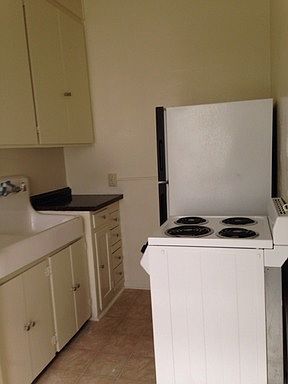 3rd image of 1622 P St APT 35