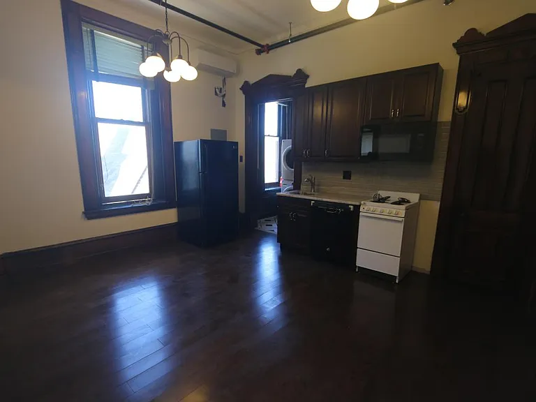 1733 Spring Garden St #3F — Photo 18