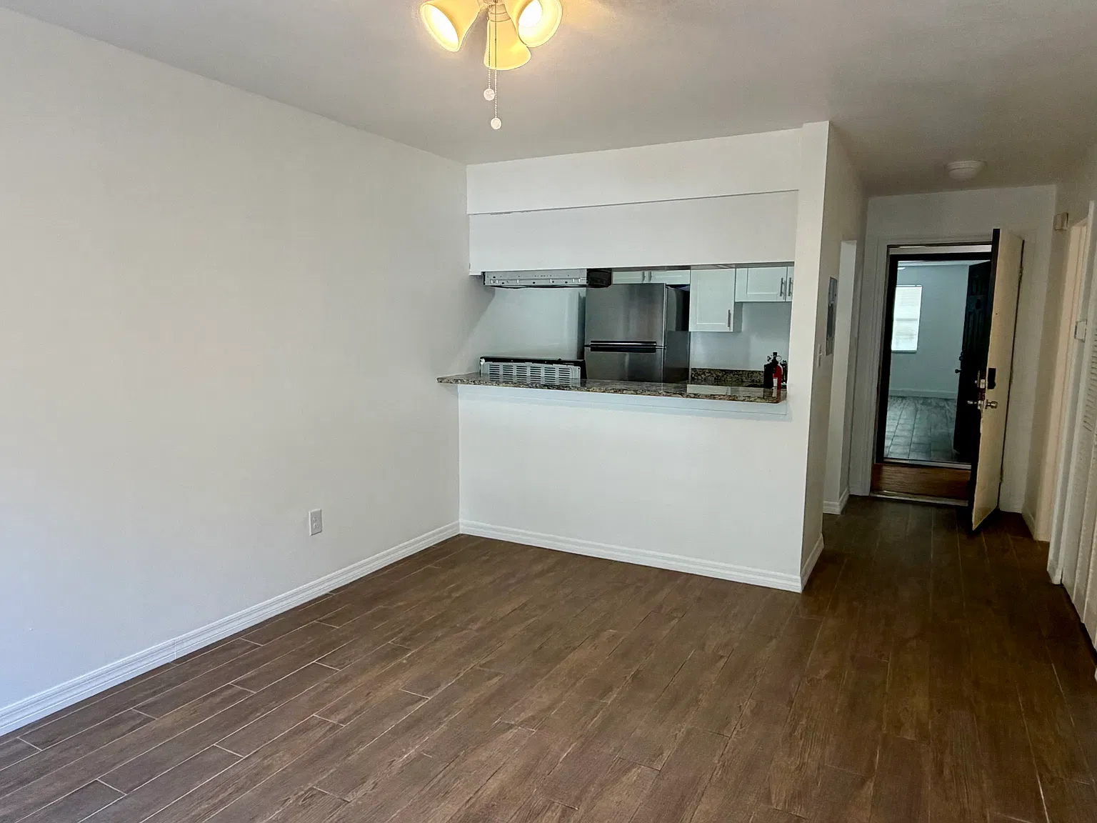 3210 W Kennedy Blvd — Photo 2