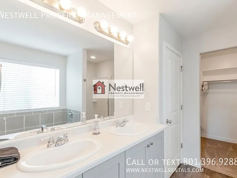 5452 W Clouds Rest Ln — Photo 15