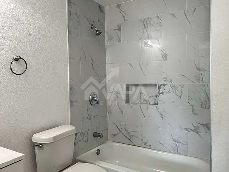 3713 Candlebluff Dr — Photo 18