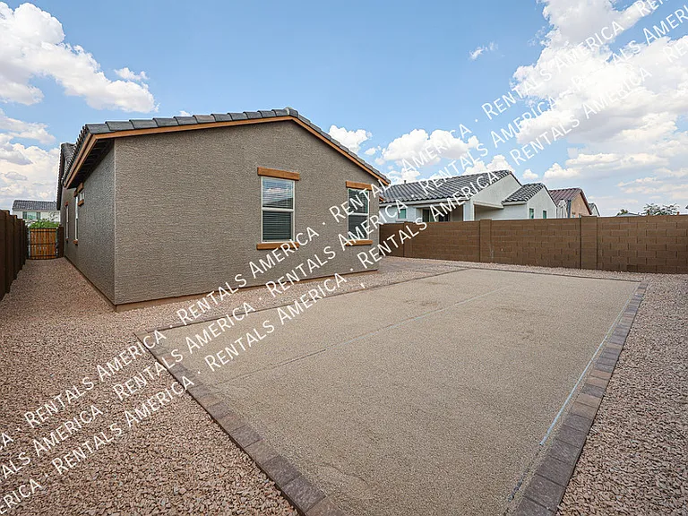 8725 W Windsor Blvd — Photo 36
