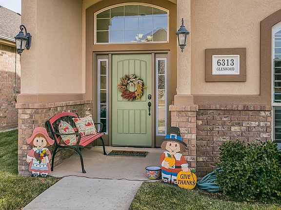 3rd image of 6313 Glenwood Dr