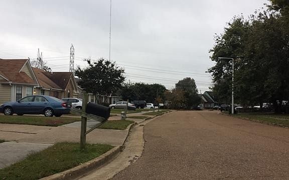 2nd image of 6949 Hillindale Dr