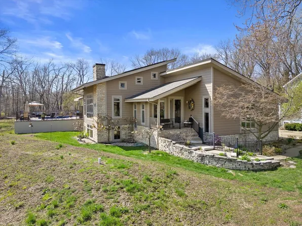 9112 3rd AVENUE, Pleasant Prairie, WI 53158