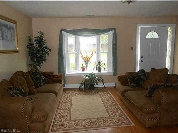 3rd image of 5528 Elam Ave