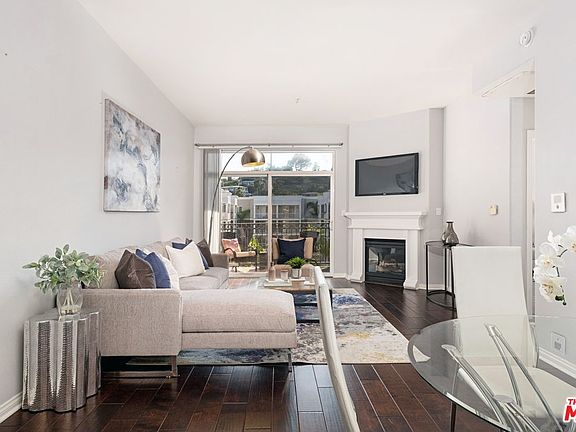 3rd image of 3750 Santa Rosalia Dr APT 606