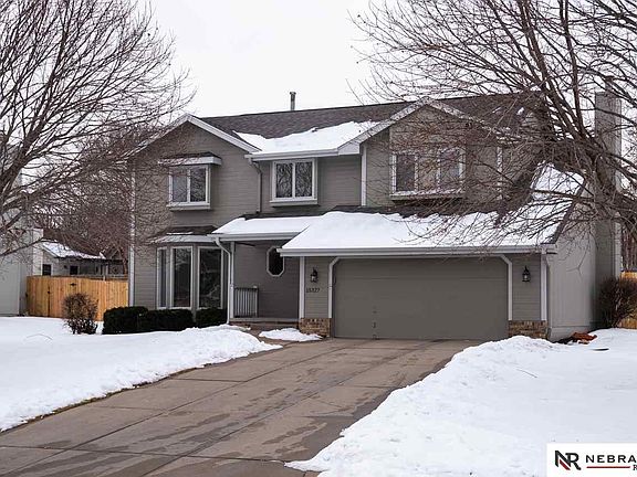 3rd image of 15327 Hillsdale Ave