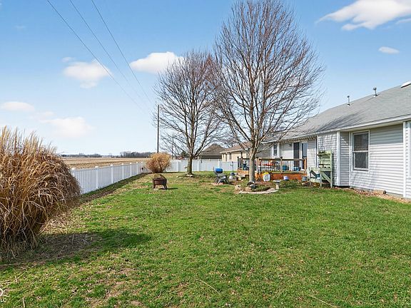 4th image of 457 Cornerstone Ave