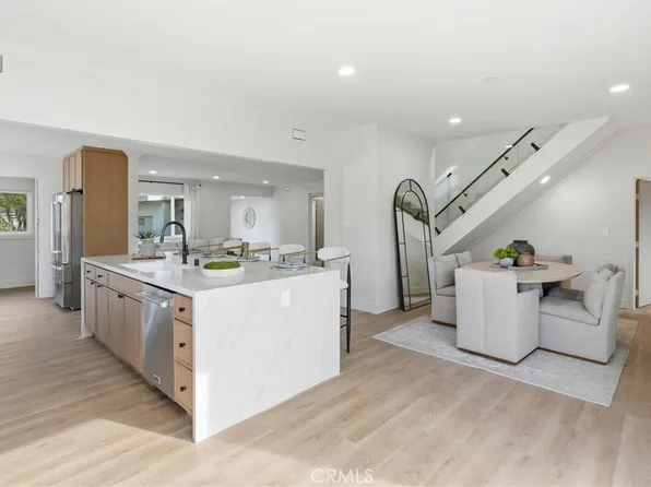 3675 Palo Verde Ave, Long Beach, CA 90808