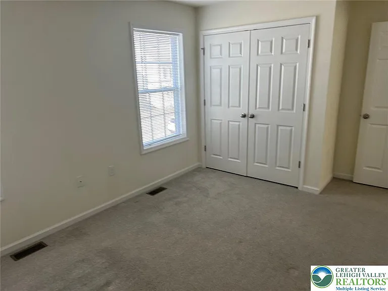 512 Penn St #2 — Photo 8