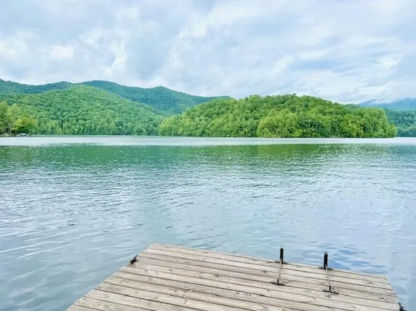 42 Sequoyah Trl, Robbinsville, NC 28771