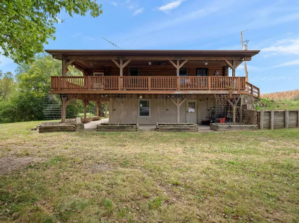 25801 N 800th Ave, Kewanee, IL 61443