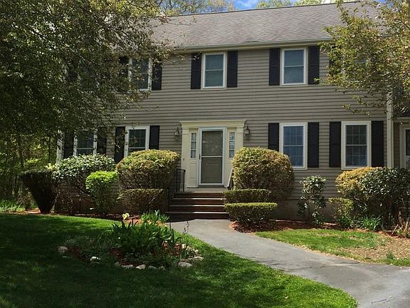 3rd image of 34 Wedgewood Dr