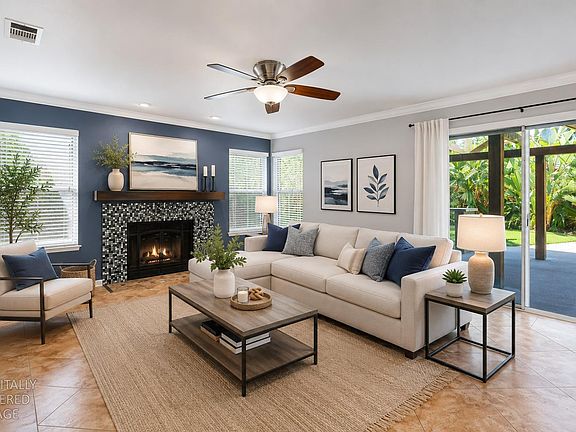 5th image of 3921 Simi Valley Way