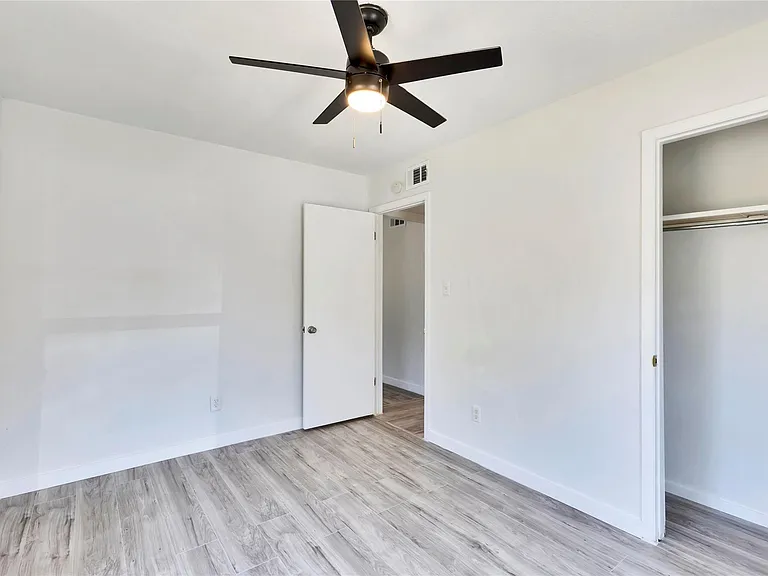 3462 Willowrun Dr #B — Photo 11