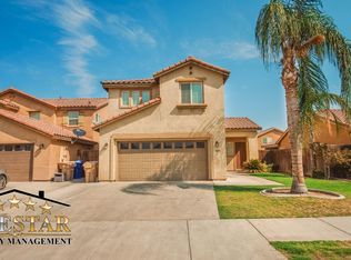 6630 Silver Moon Dr, Bakersfield, CA 93313