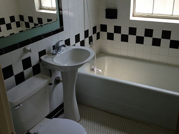 5th image of 147 N Columbia Pl