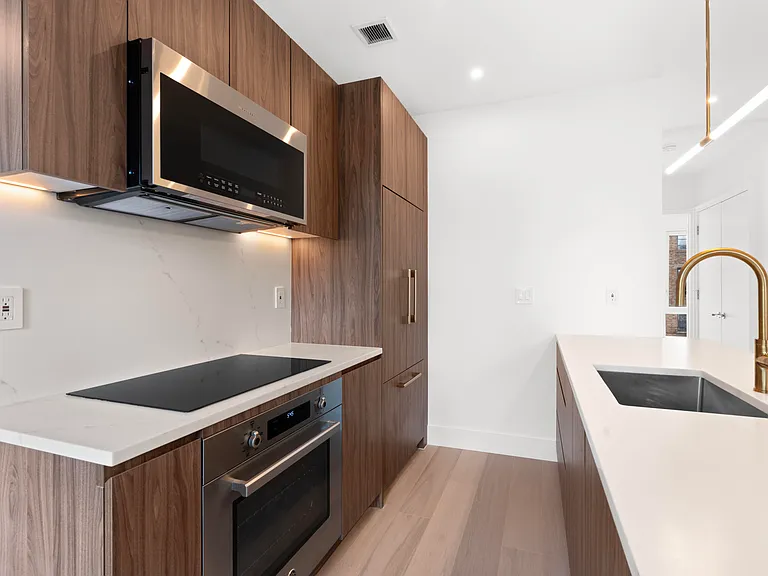 625 New York Ave #3A — Photo 7