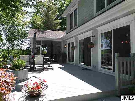 5th image of 2696 Lake Shore Dr