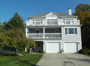 2948 Golden Ave, Cincinnati, OH 45226