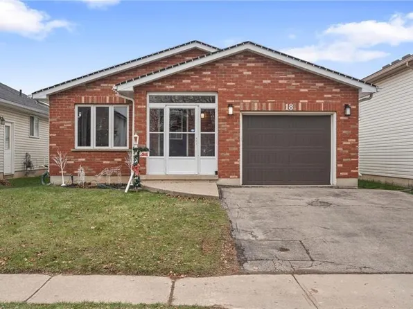 18 Shannon St, Brantford, ON N3T 6L1
