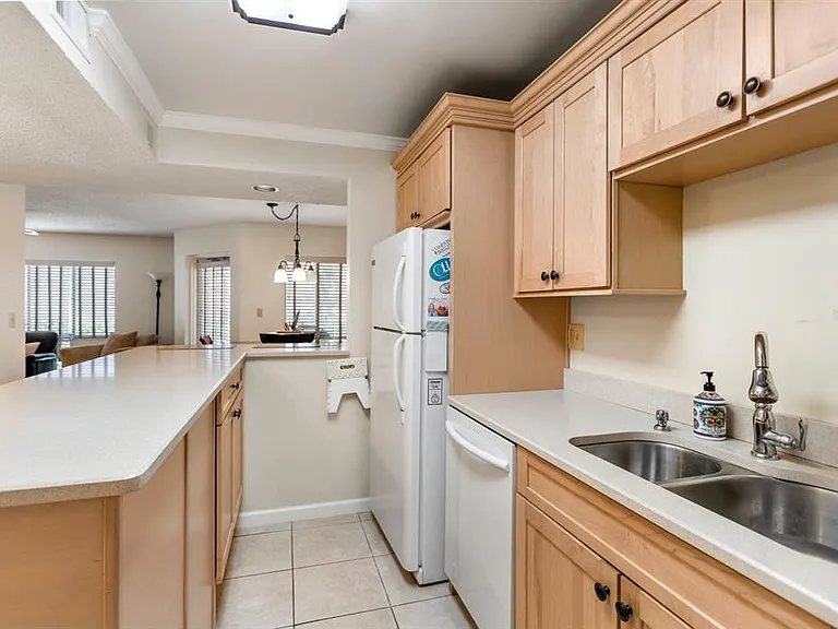 1515 Pinellas Bayway #C-31 — Photo 7