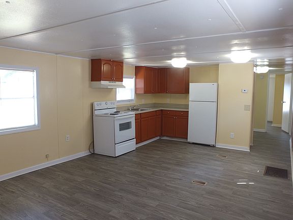 2nd image of 3535 Roberts Ave Lot 264