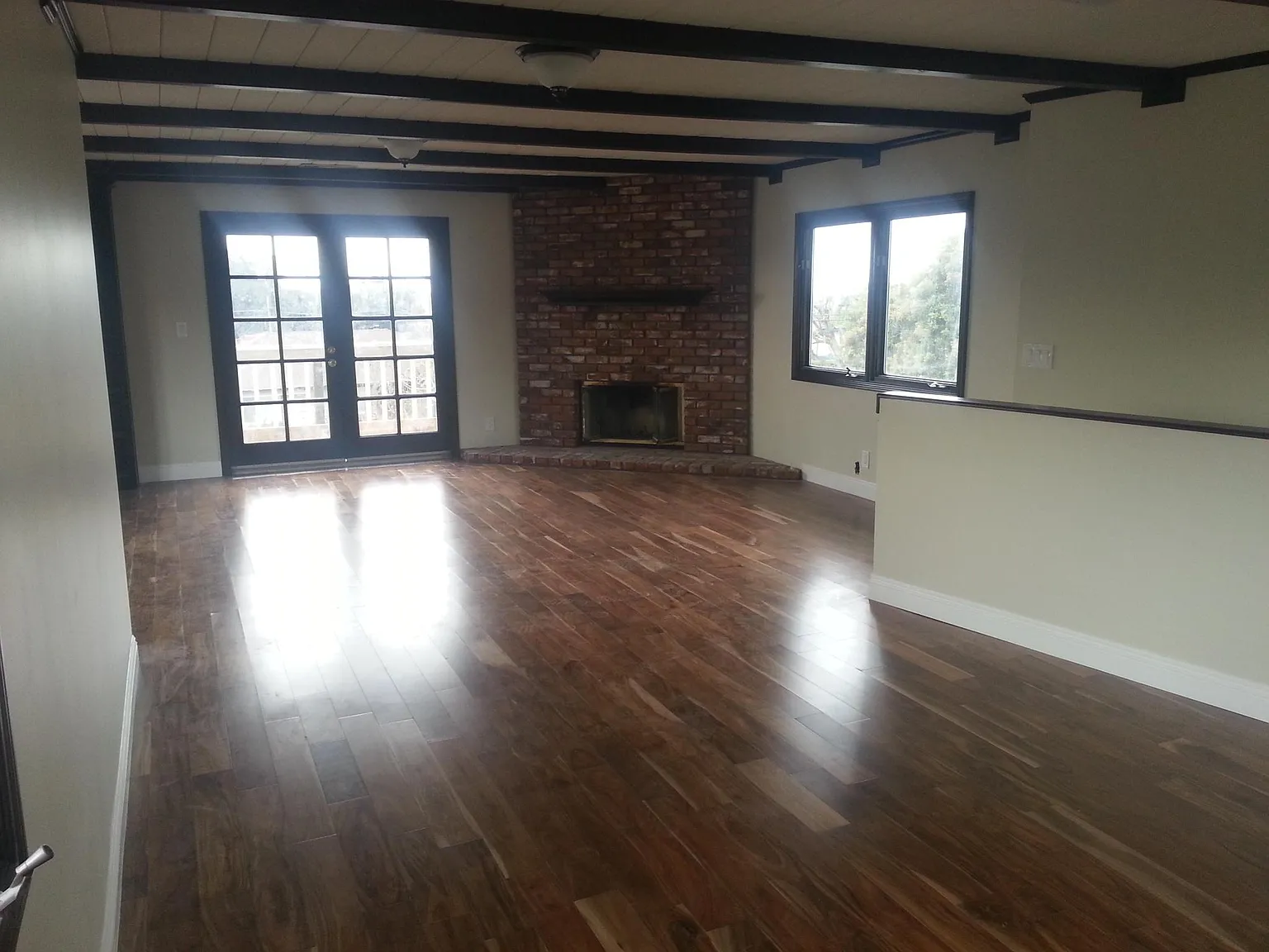 Studio, 800 sqft, $2,200 — Photo 4