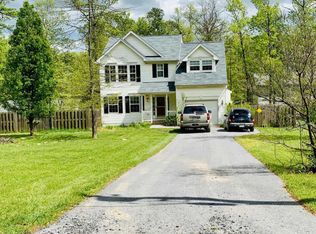 520 Raccoon Dr, Winchester, VA 22602