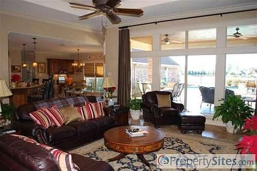 4th image of 394 Turtle Creek Dr
