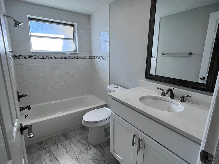 Newell Dr — Photo 8