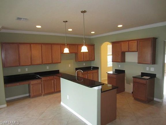 4th image of 2545 Laurentina Ln