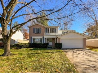 19290 Eldridge Ln, Southfield, MI