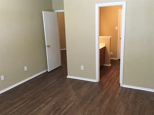7837 Red Spring Rd — Photo 5