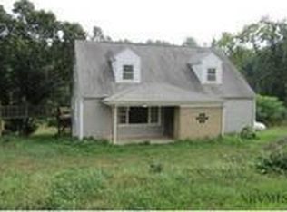1641 Coles Knob Rd NE, Pilot, VA 24138